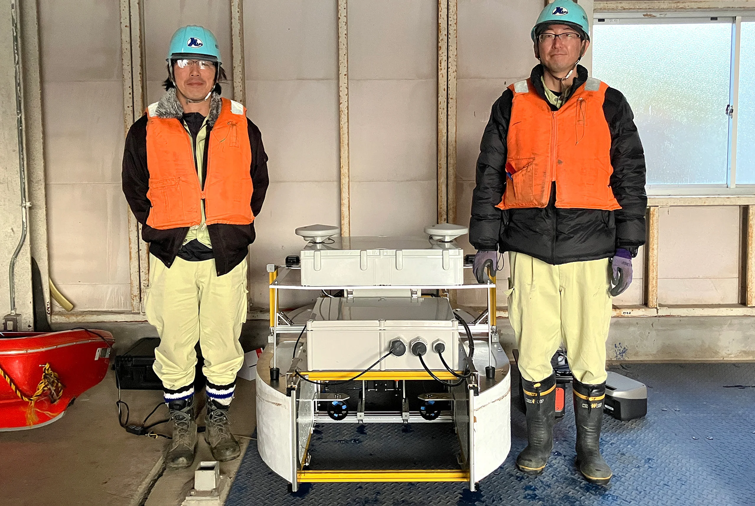 左から 株式会社コウノ 田家様、二階堂様