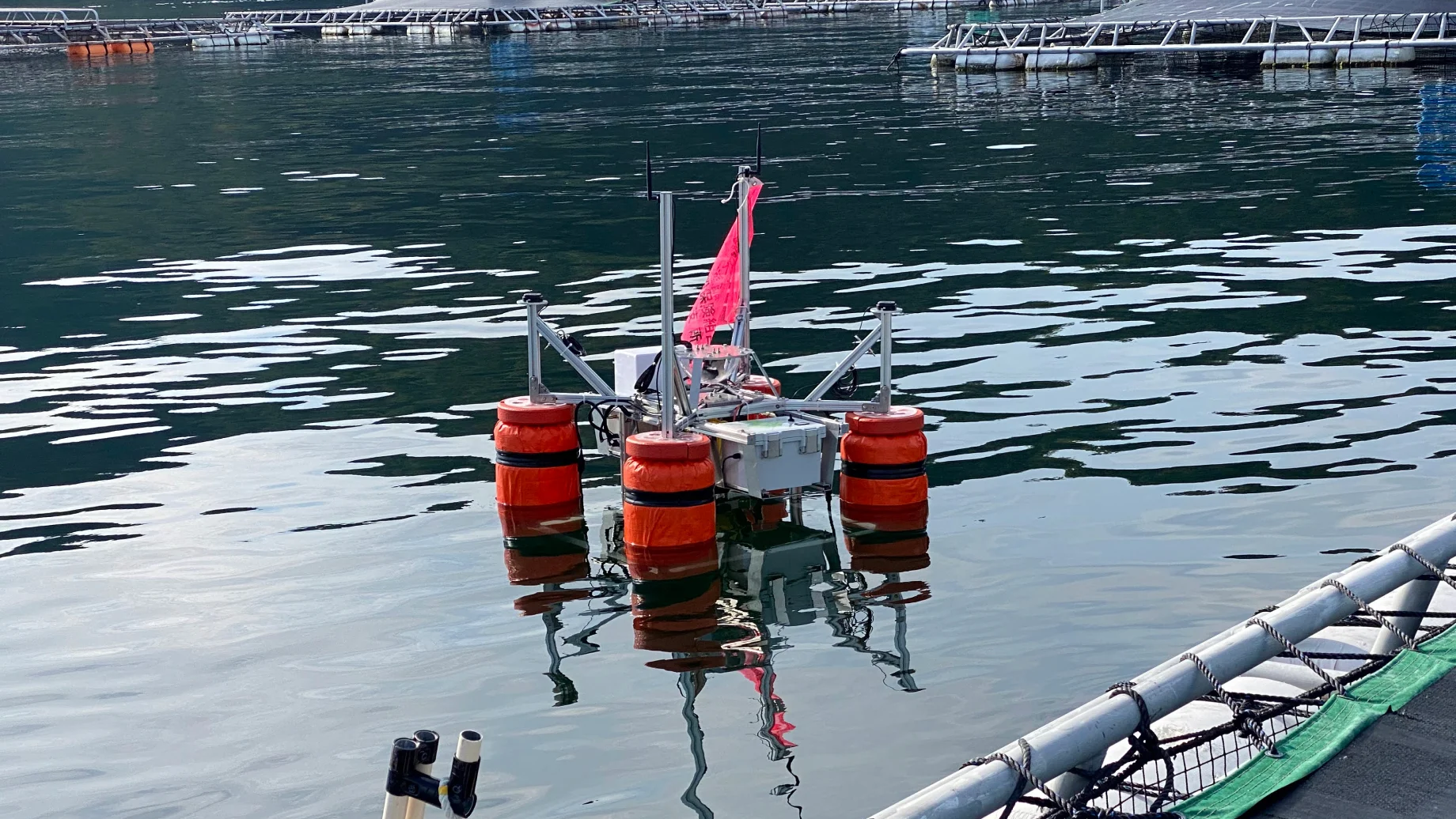 炎重工の水上・水中ドローン